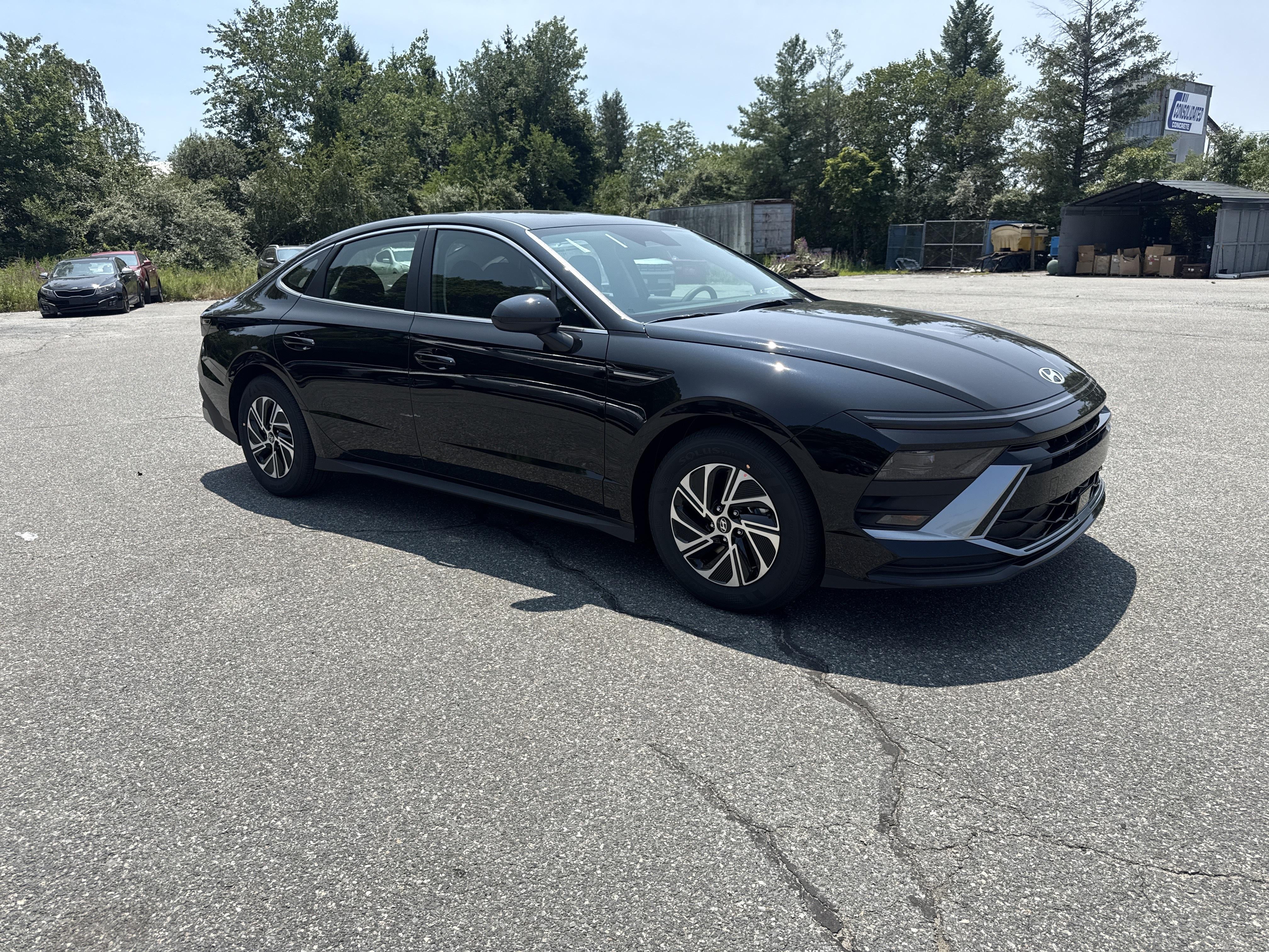 2026 Hyundai SONATA HYBRID Blue