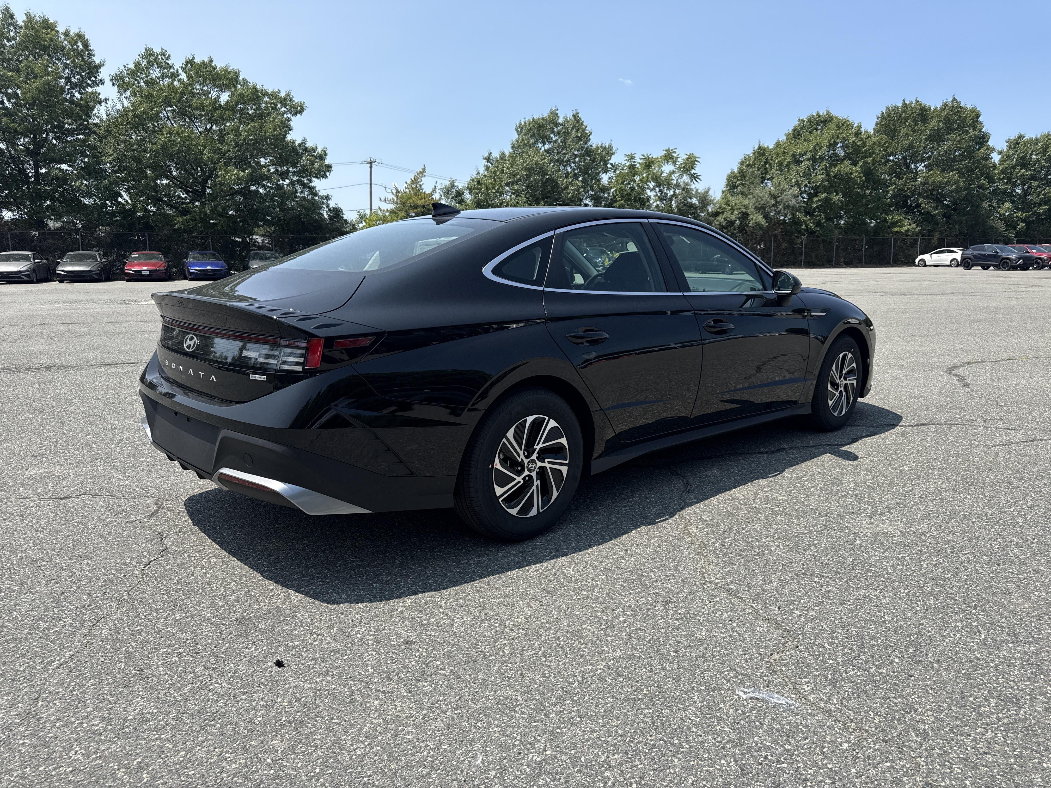 2026 Hyundai SONATA HYBRID Blue