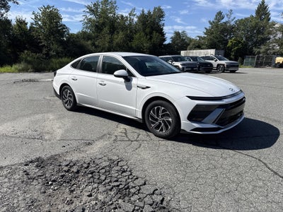 2026 Hyundai SONATA HYBRID Blue