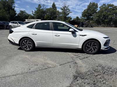 2026 Hyundai SONATA HYBRID Blue
