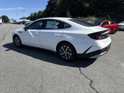 2026 Hyundai SONATA HYBRID Blue