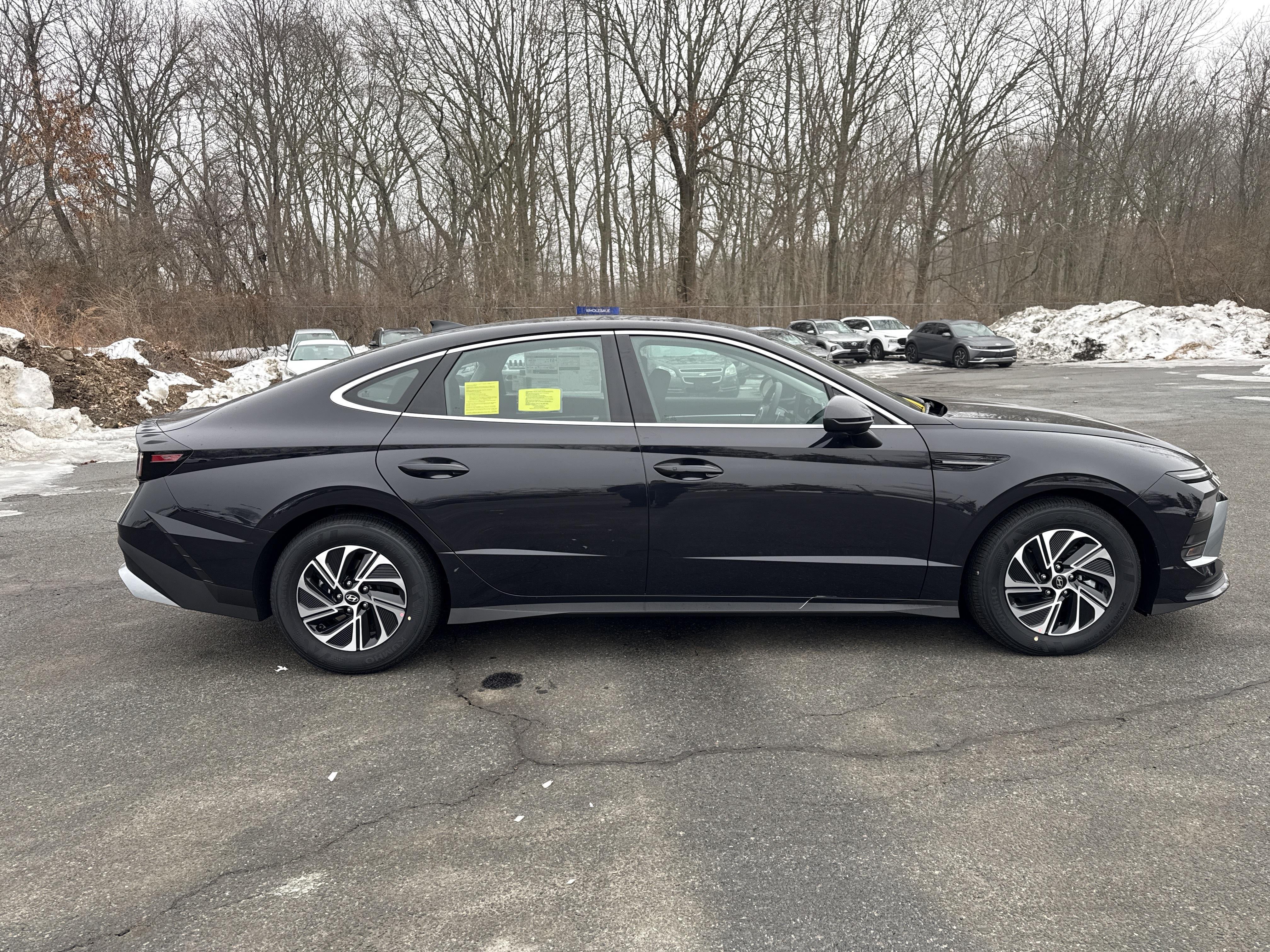 2026 Hyundai SONATA HYBRID Blue