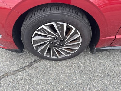 2025 Hyundai SONATA HYBRID SEL