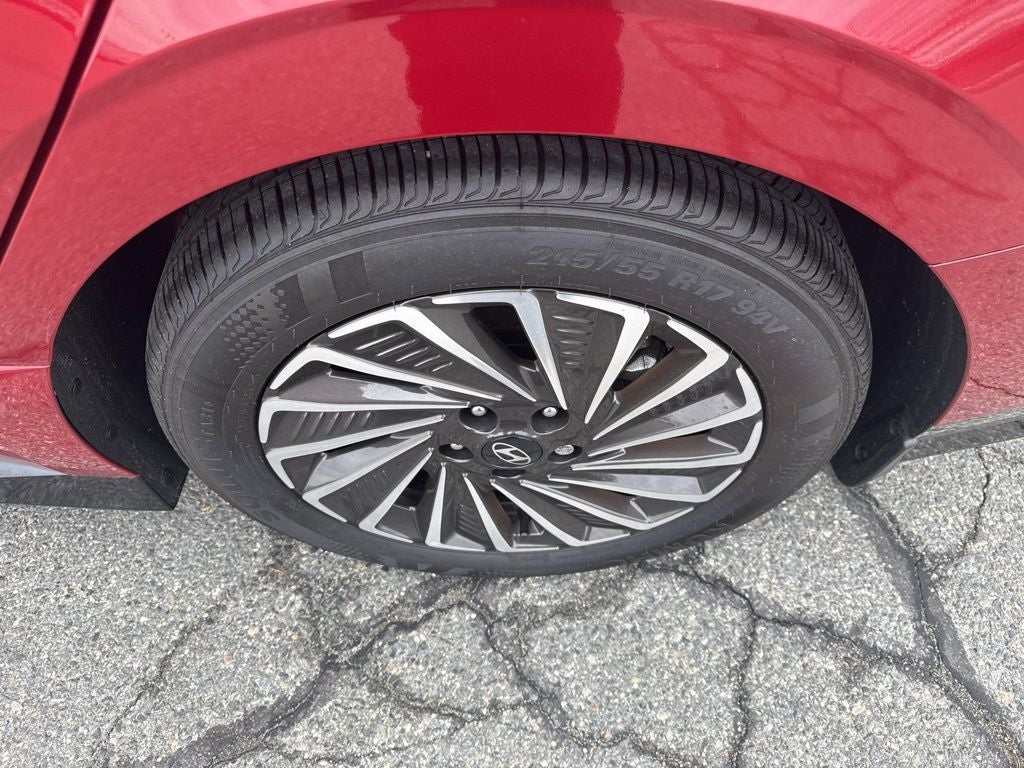 2025 Hyundai SONATA HYBRID SEL