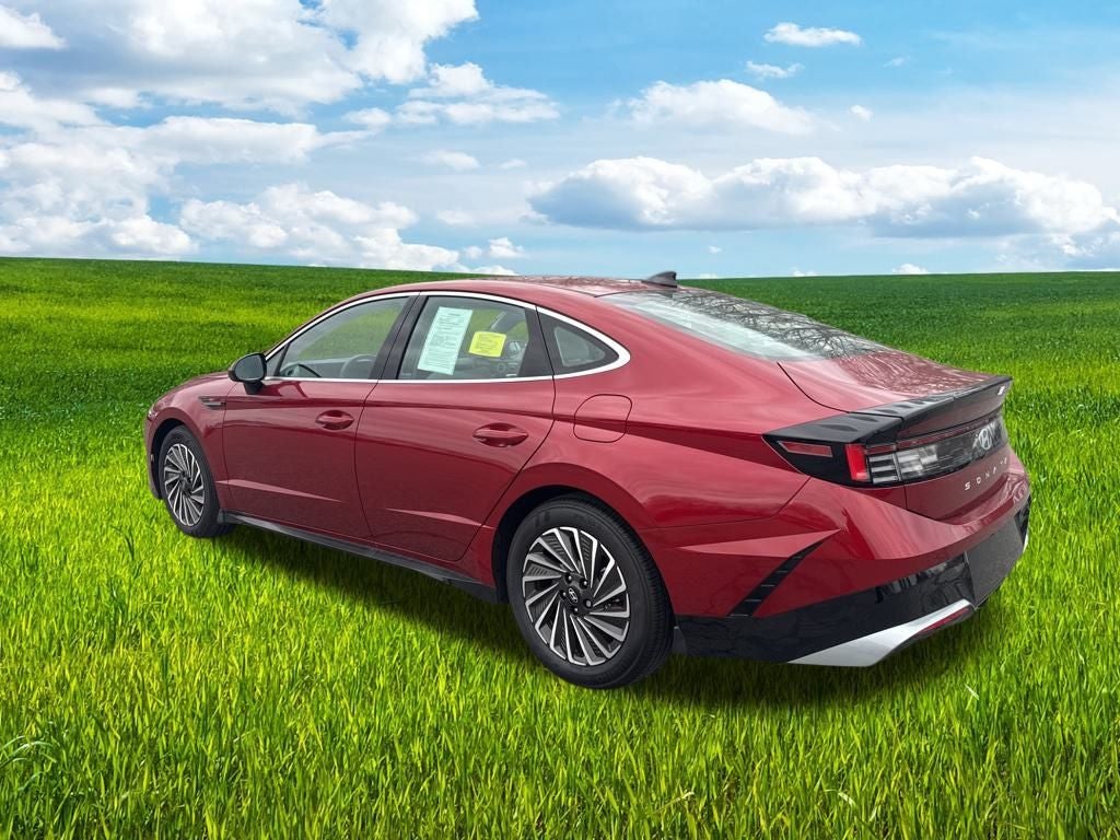 2025 Hyundai SONATA HYBRID SEL