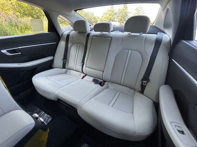 2025 Hyundai SONATA HYBRID SEL