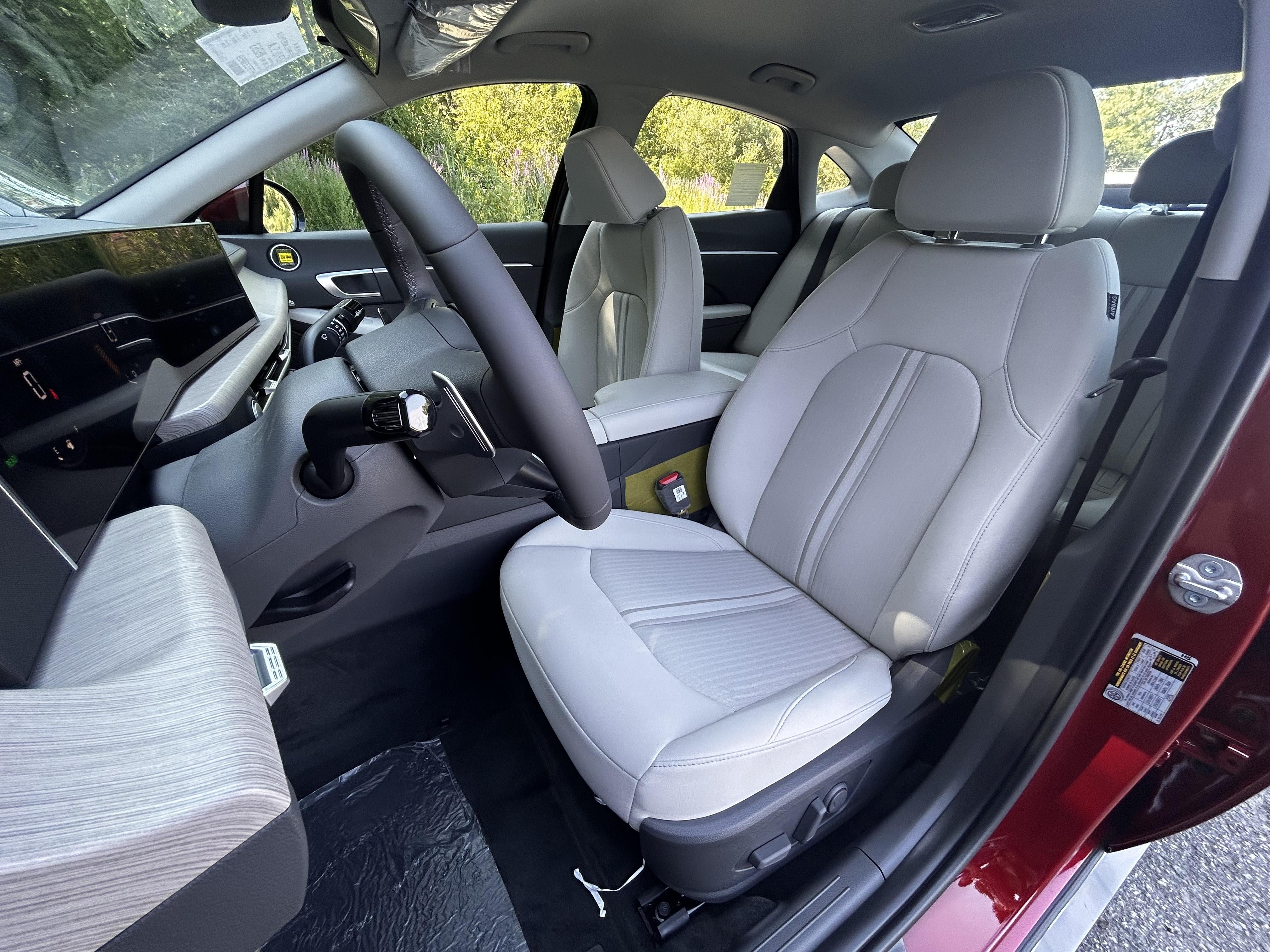 2025 Hyundai SONATA HYBRID SEL