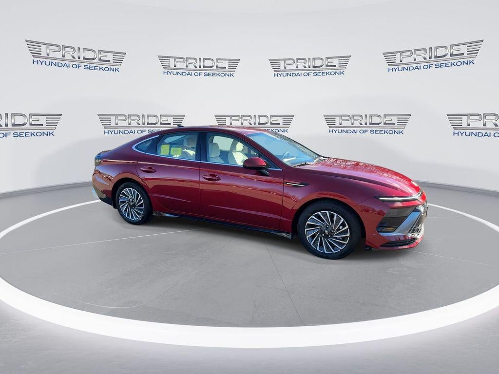 2025 Hyundai SONATA HYBRID SEL