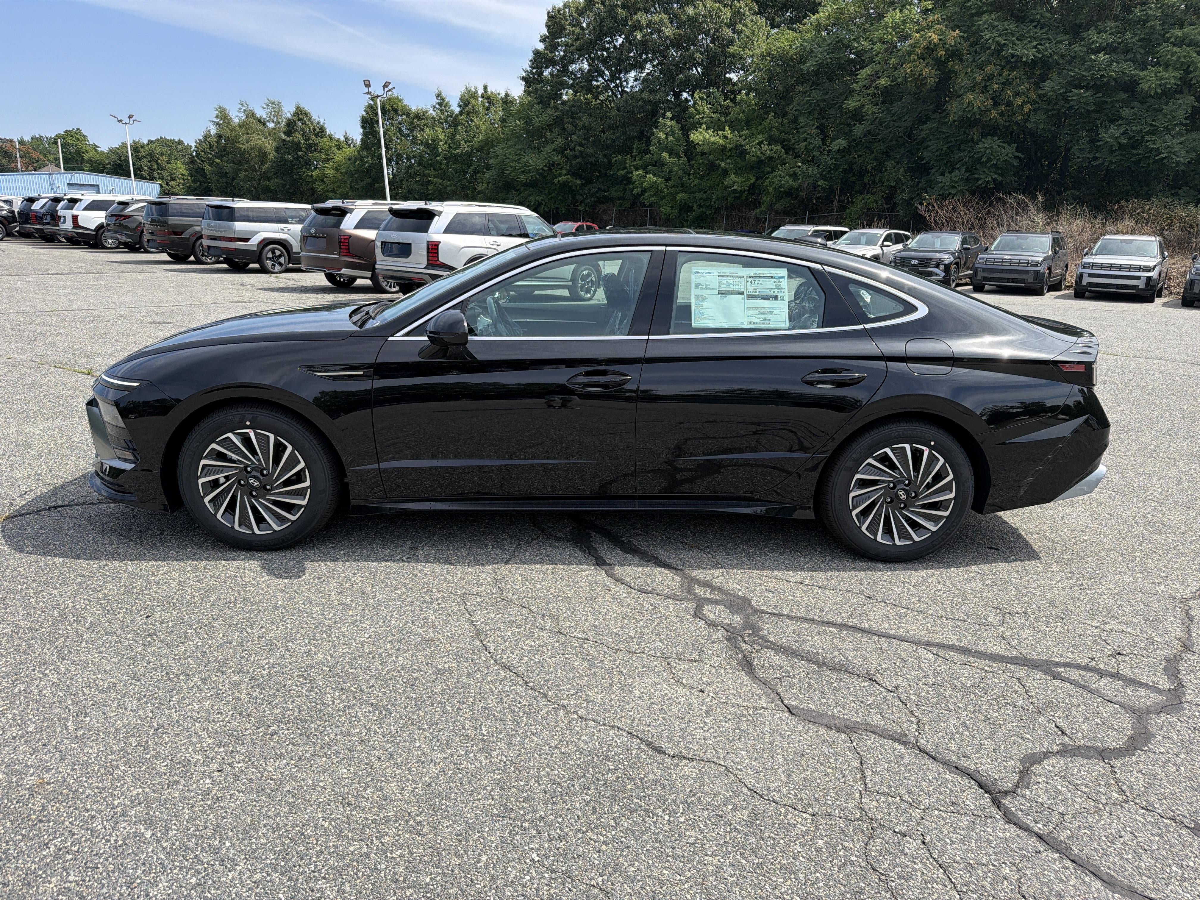 2026 Hyundai SONATA HYBRID SEL