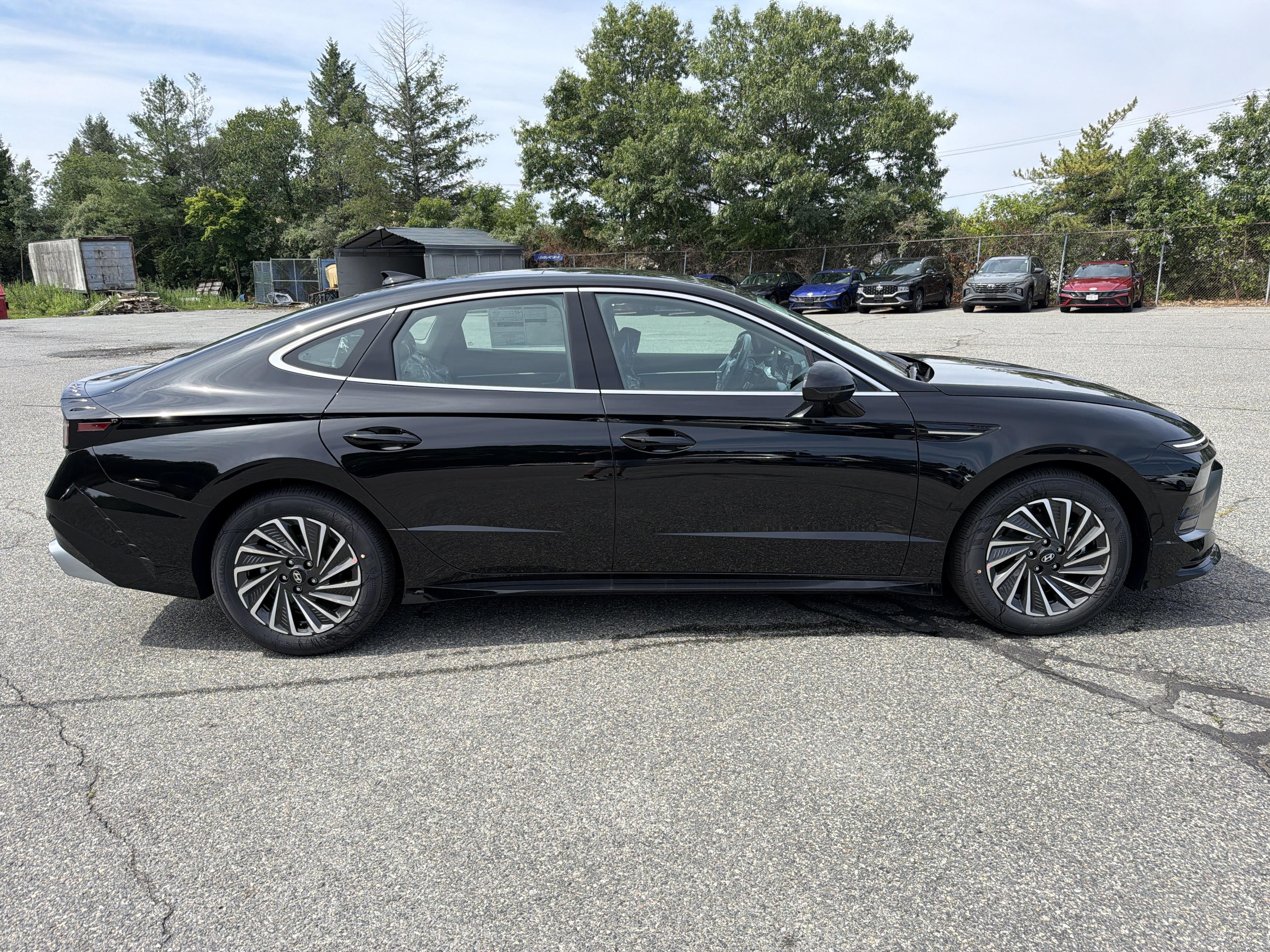 2026 Hyundai SONATA HYBRID SEL