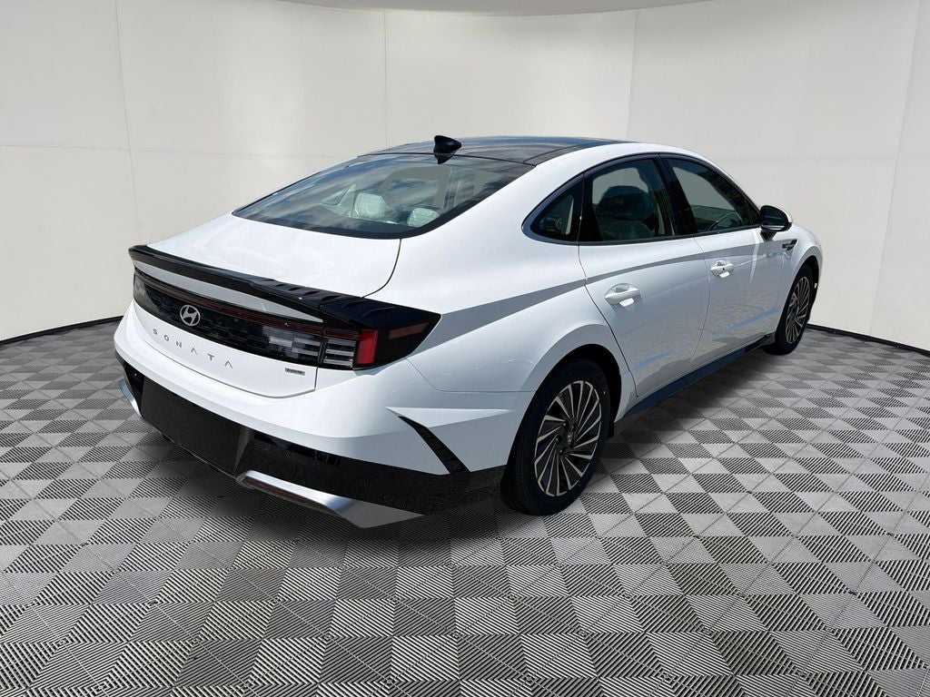 2026 Hyundai SONATA HYBRID SEL