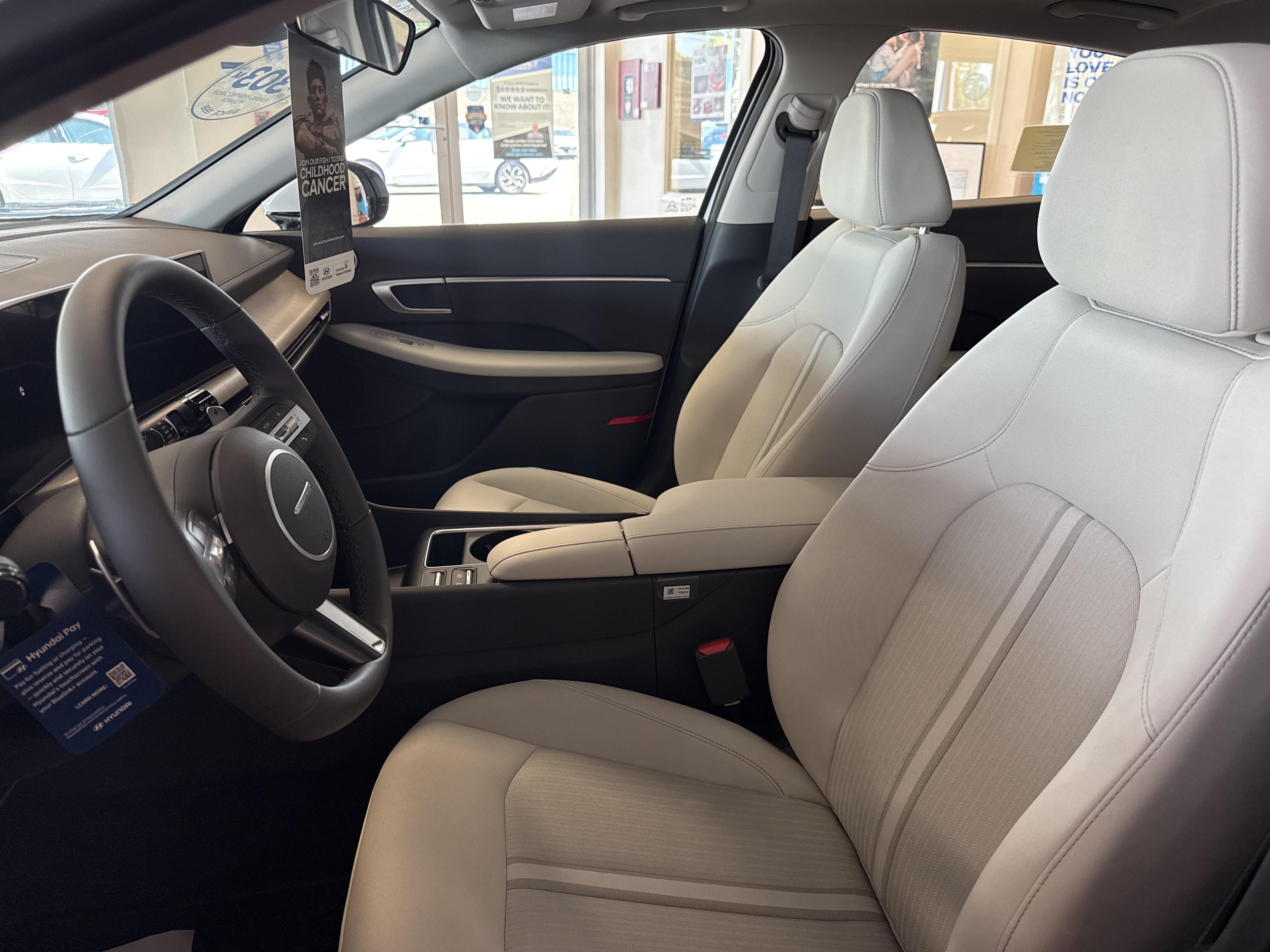 2026 Hyundai SONATA HYBRID SEL