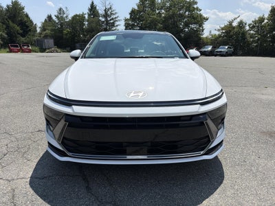 2026 Hyundai SONATA HYBRID SEL