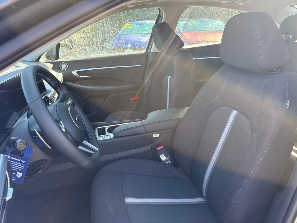 2026 Hyundai SONATA HYBRID SEL