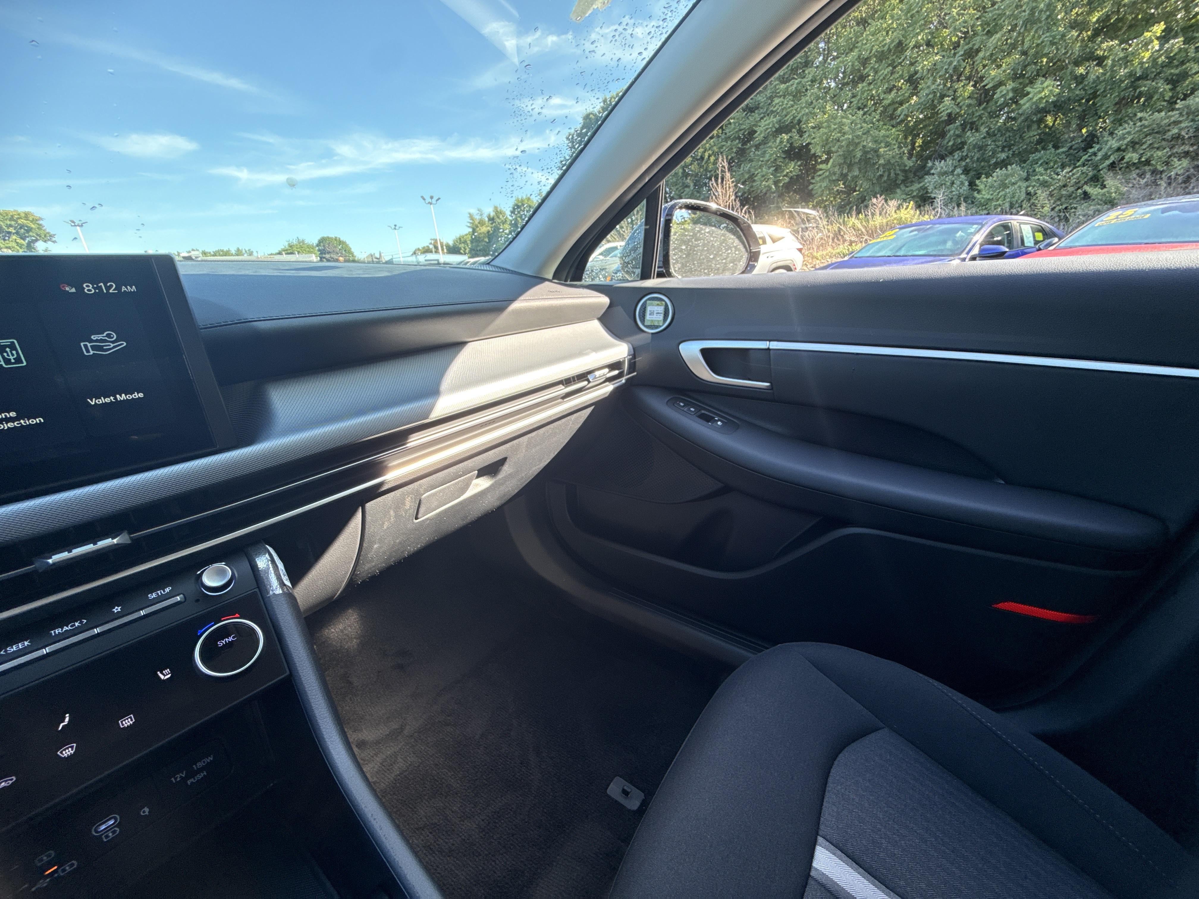 2026 Hyundai SONATA HYBRID SEL