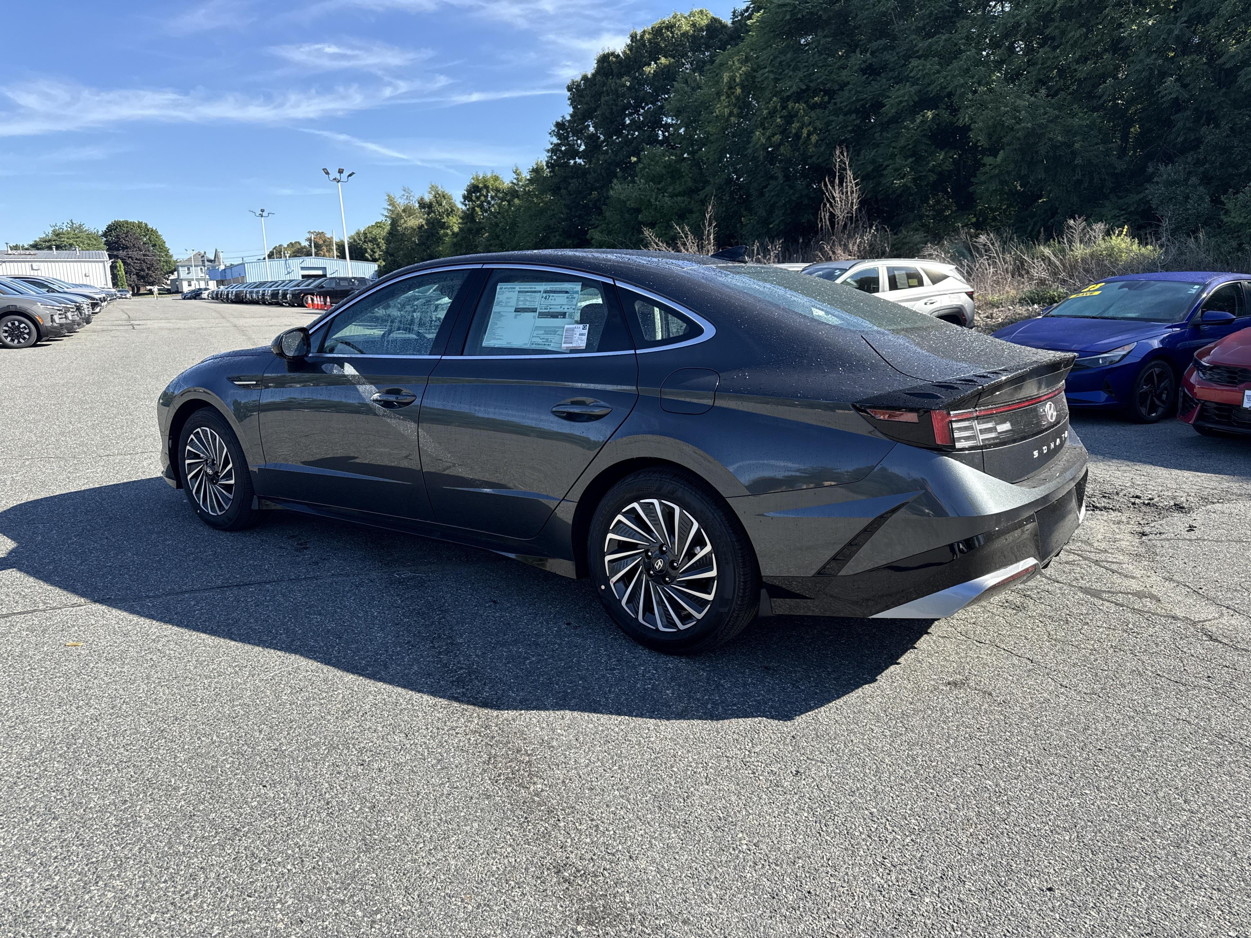 2026 Hyundai SONATA HYBRID SEL