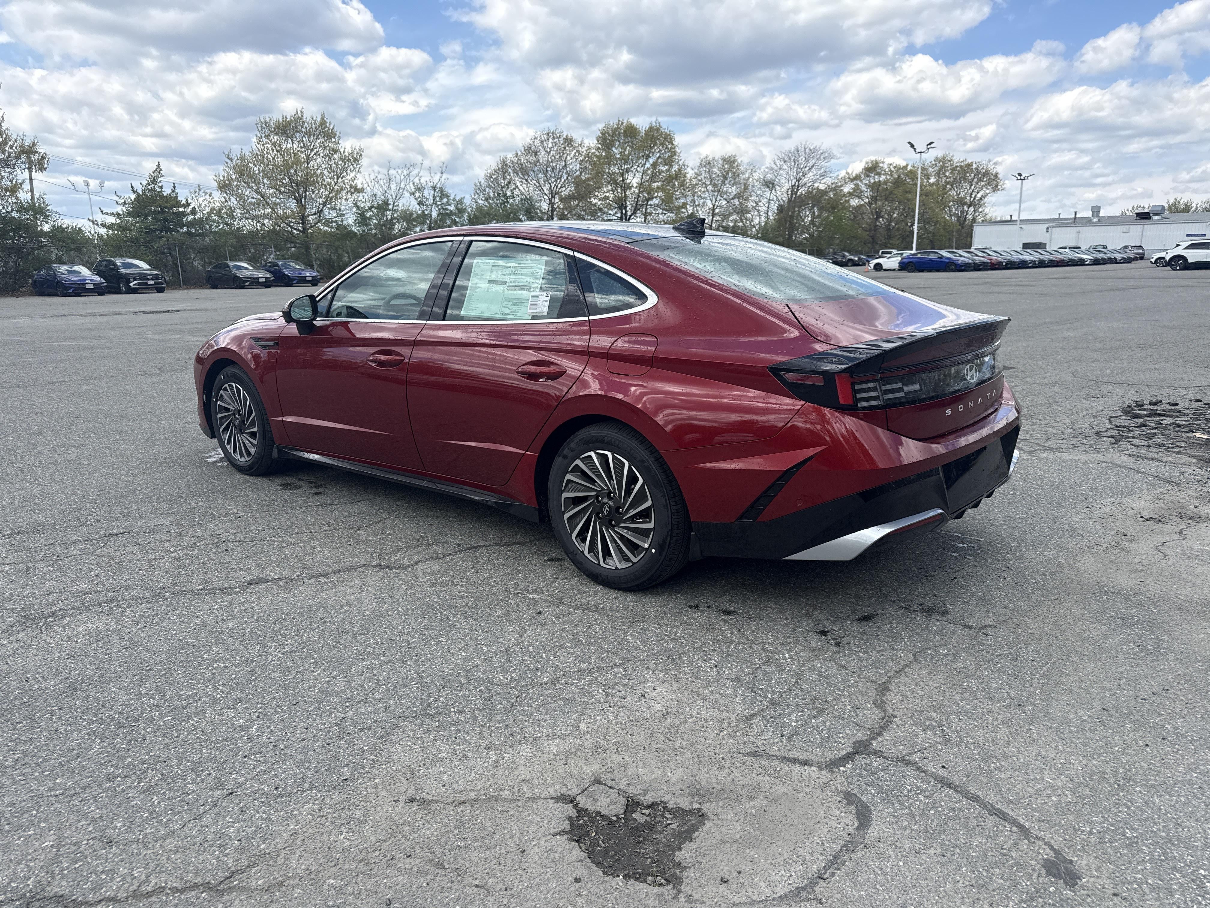 2026 Hyundai SONATA HYBRID Limited