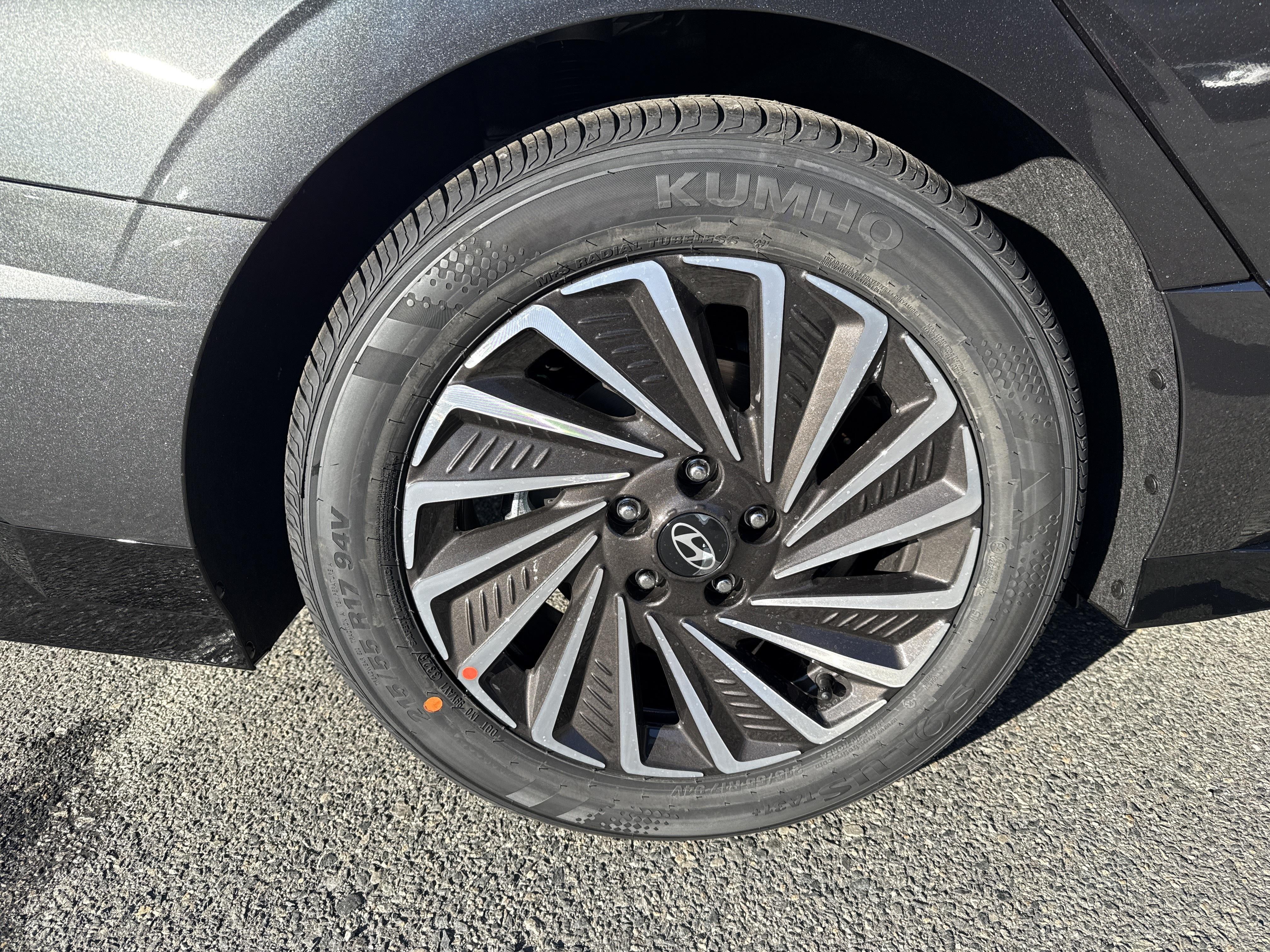 2026 Hyundai SONATA HYBRID Limited