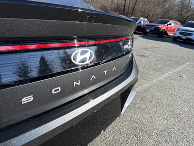 2026 Hyundai SONATA HYBRID Limited