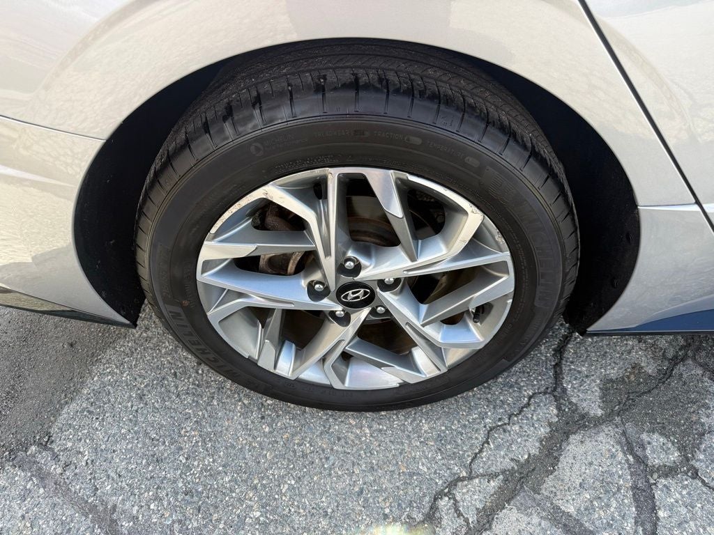 2023 Hyundai SONATA SEL