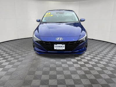 2023 Hyundai ELANTRA SE