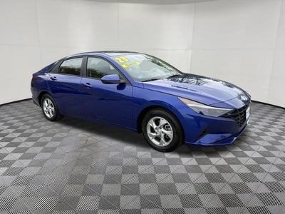 2023 Hyundai ELANTRA SE