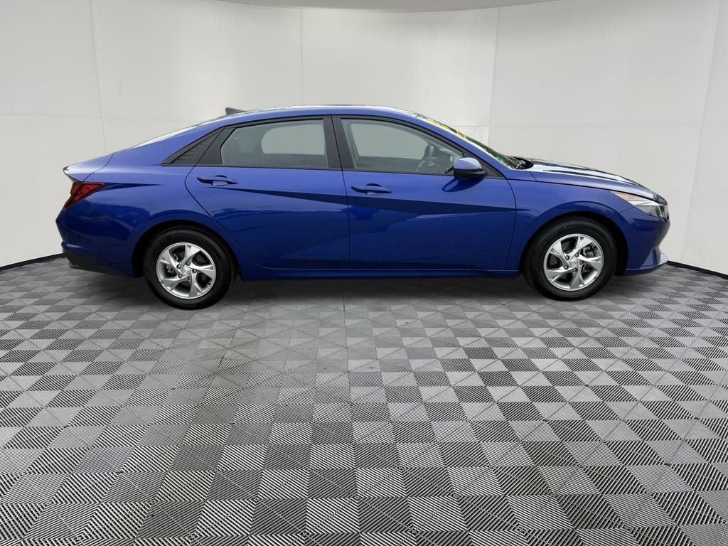 2023 Hyundai ELANTRA SE