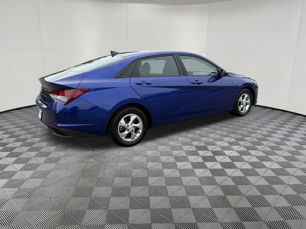 2023 Hyundai ELANTRA SE
