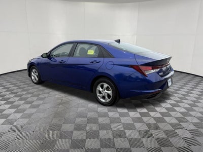 2023 Hyundai ELANTRA SE