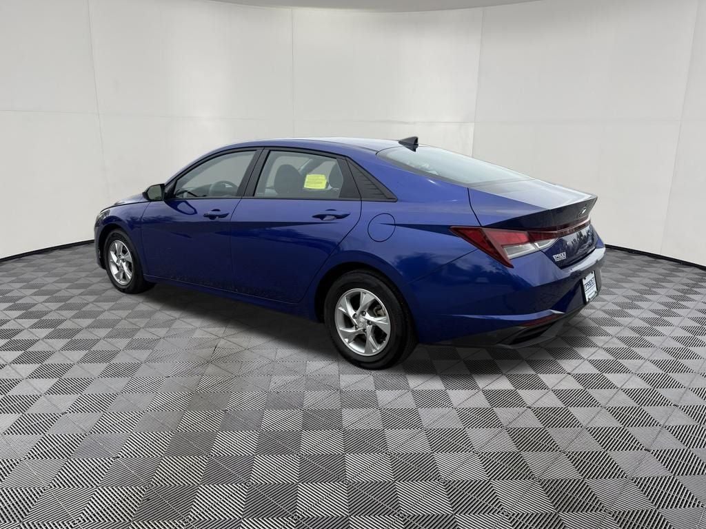 2023 Hyundai ELANTRA SE