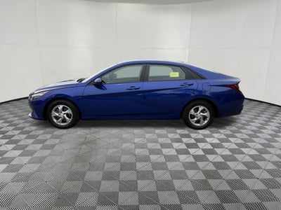 2023 Hyundai ELANTRA SE