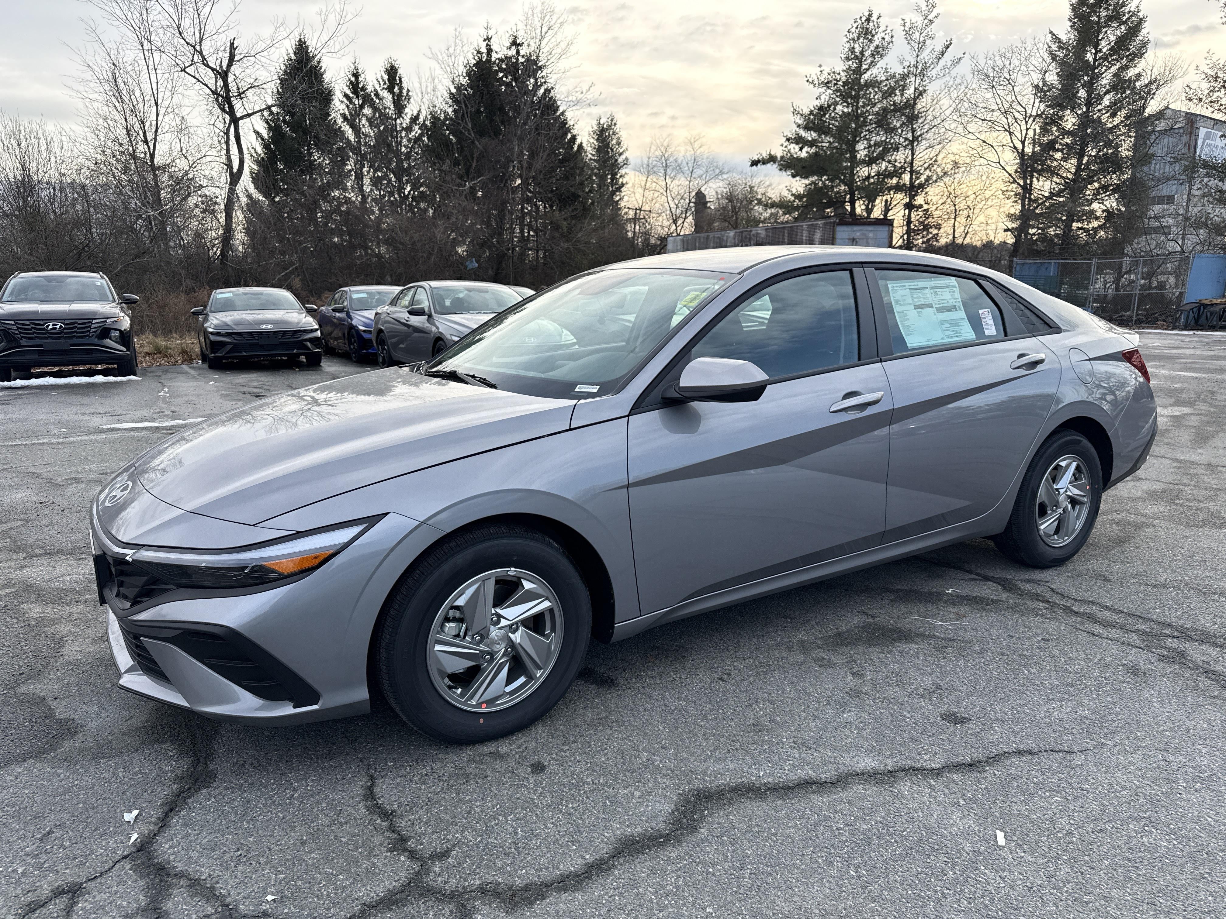 2026 Hyundai ELANTRA SE