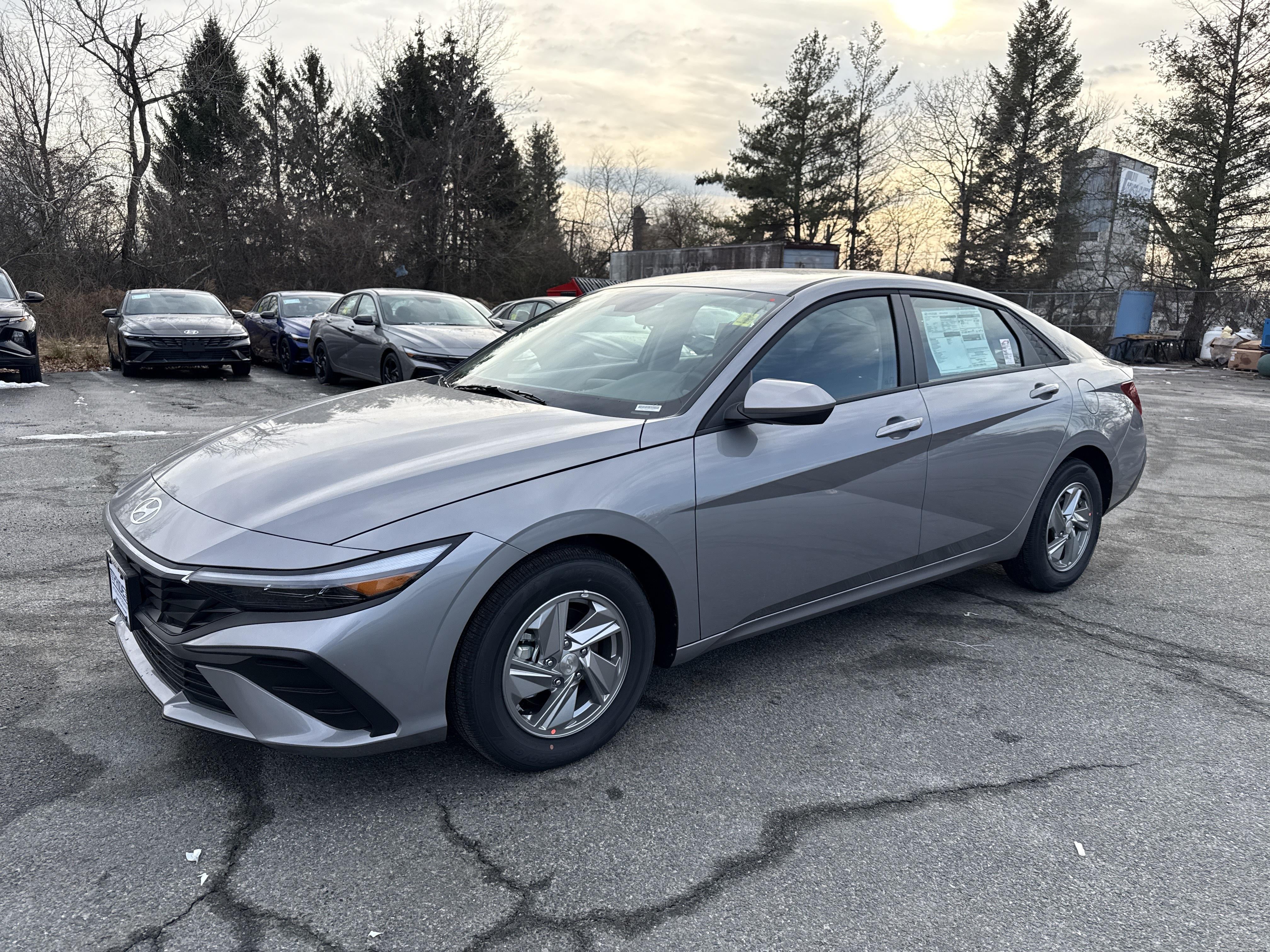 2026 Hyundai ELANTRA SE