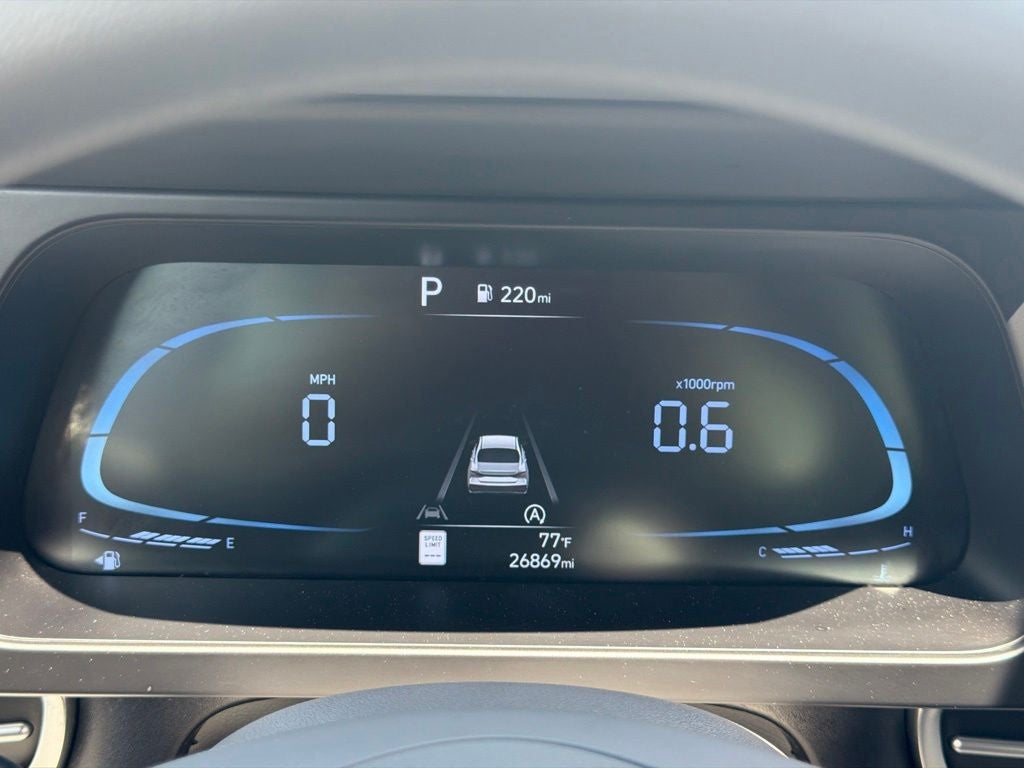 2024 Hyundai ELANTRA SE
