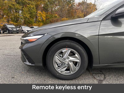 2026 Hyundai ELANTRA SE