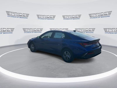 2025 Hyundai ELANTRA SE