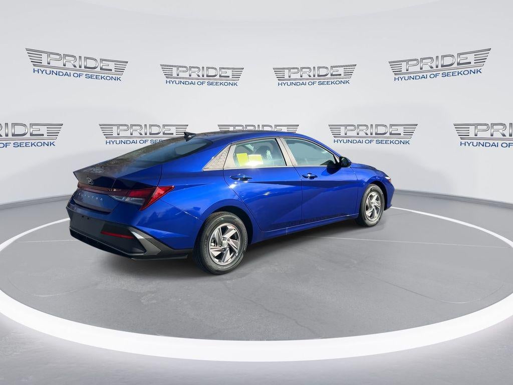 2025 Hyundai ELANTRA SE