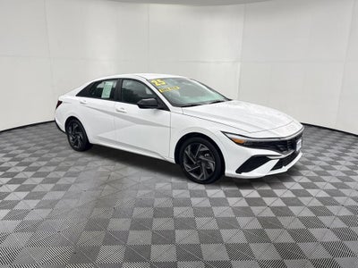 2025 Hyundai ELANTRA SEL Sport