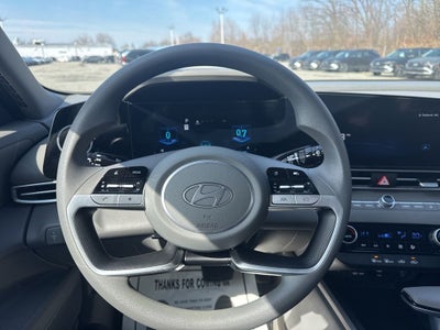 2024 Hyundai ELANTRA SEL