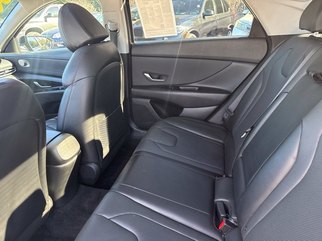 2023 Hyundai ELANTRA Limited