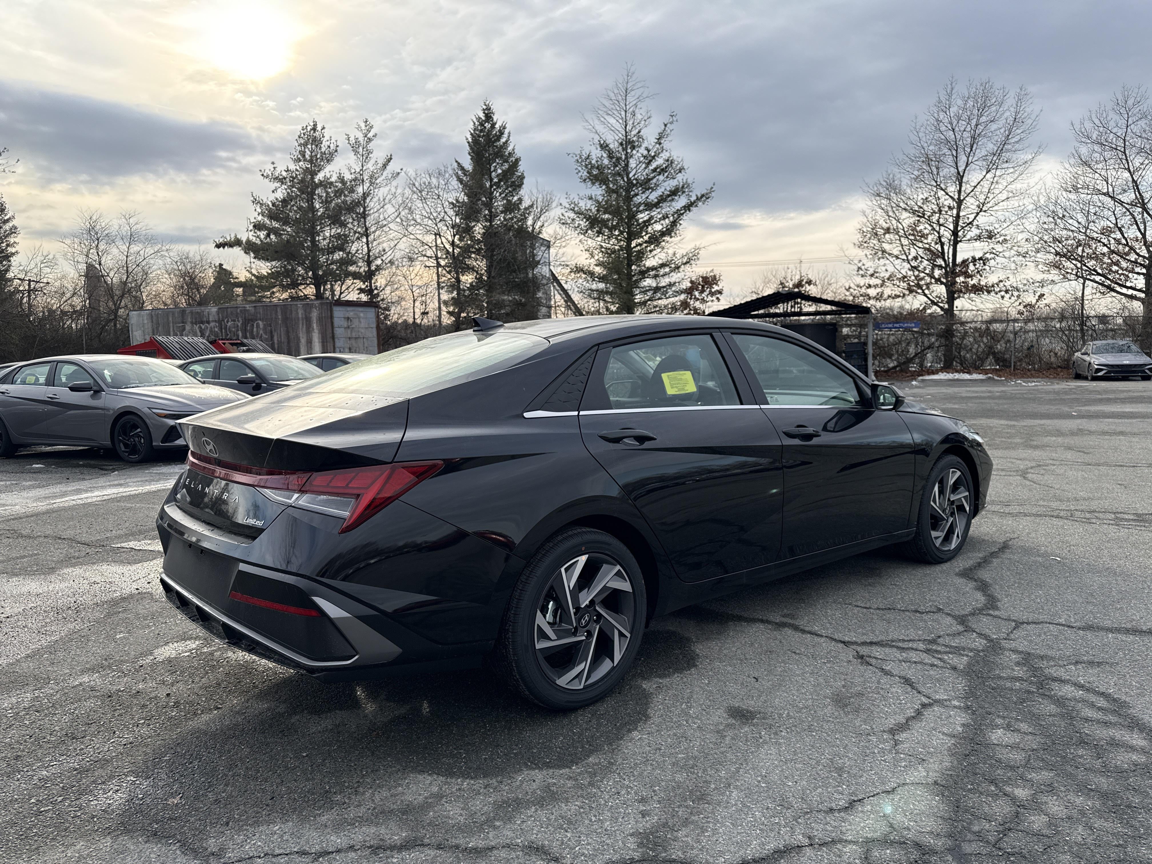 2026 Hyundai ELANTRA Limited