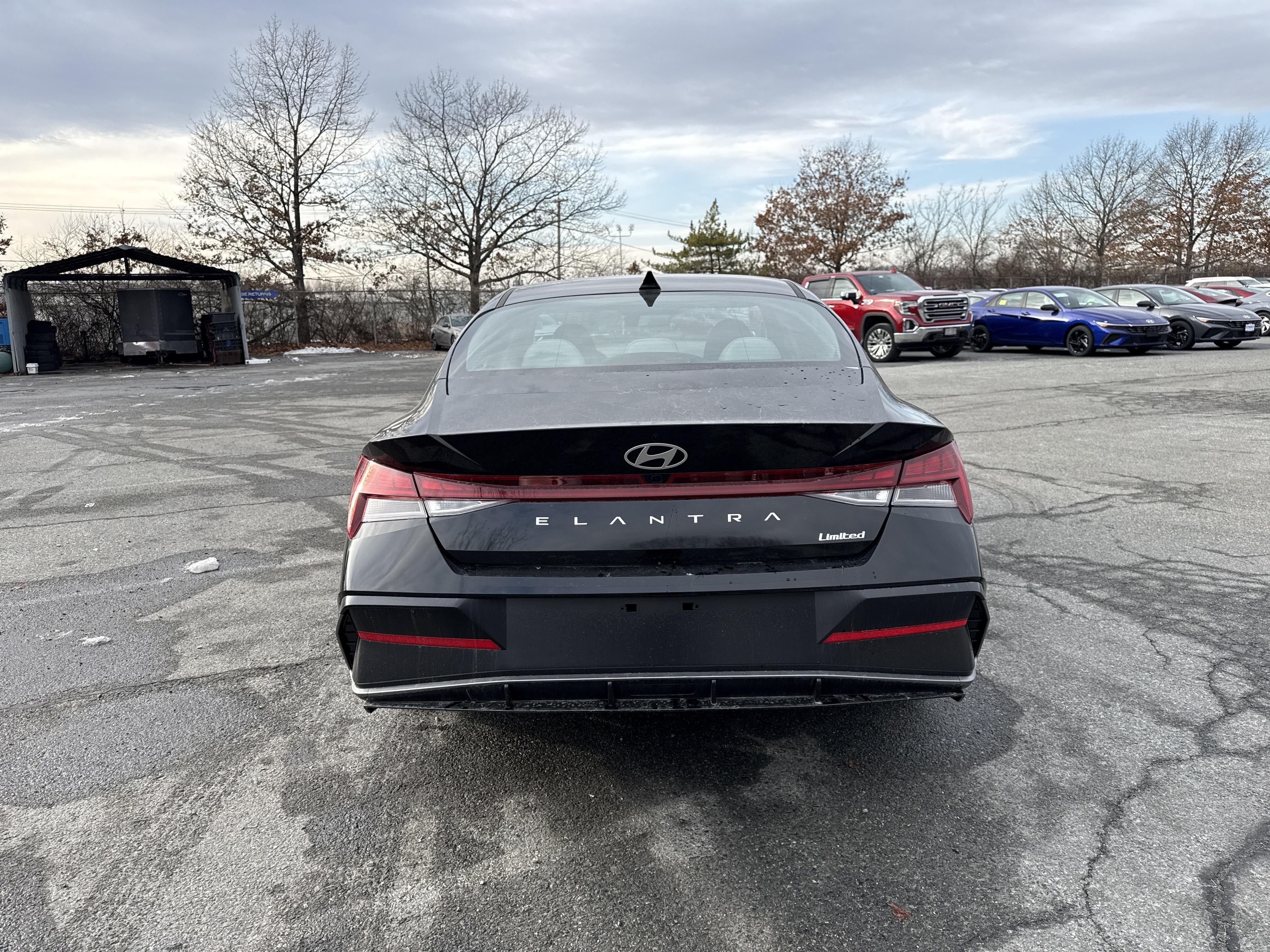 2026 Hyundai ELANTRA Limited