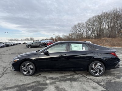 2026 Hyundai ELANTRA Limited