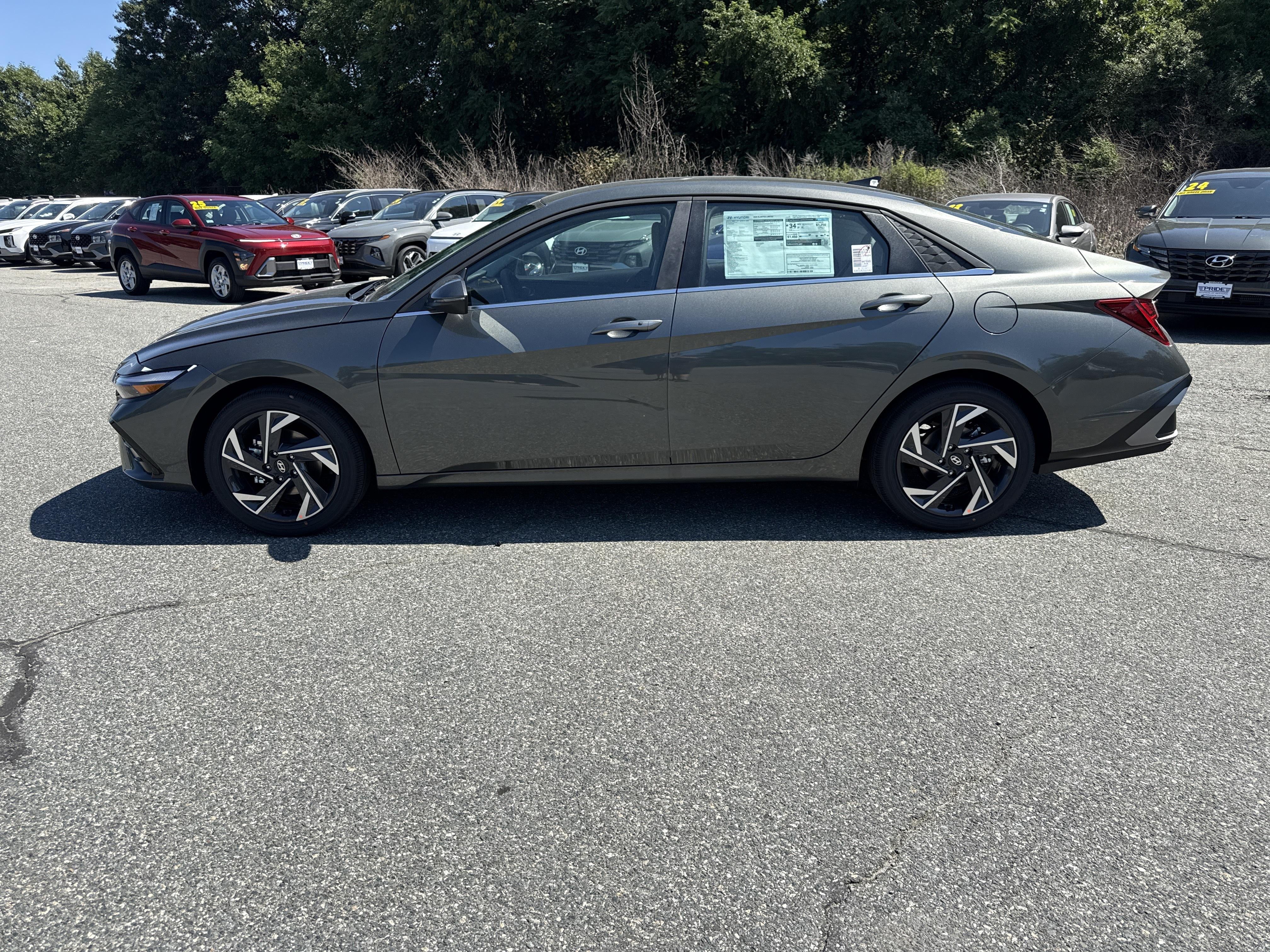2026 Hyundai ELANTRA Limited
