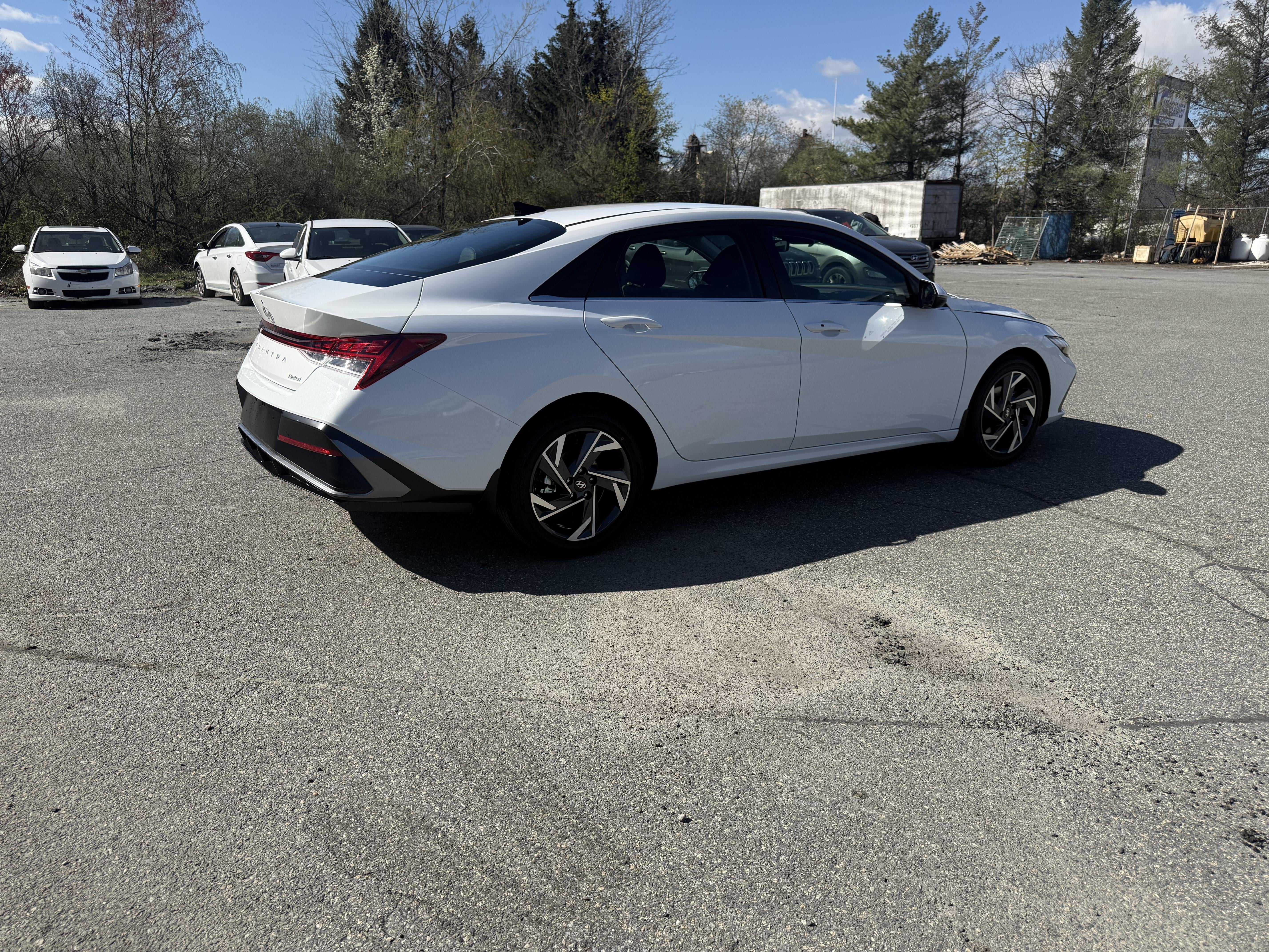 2026 Hyundai ELANTRA Limited