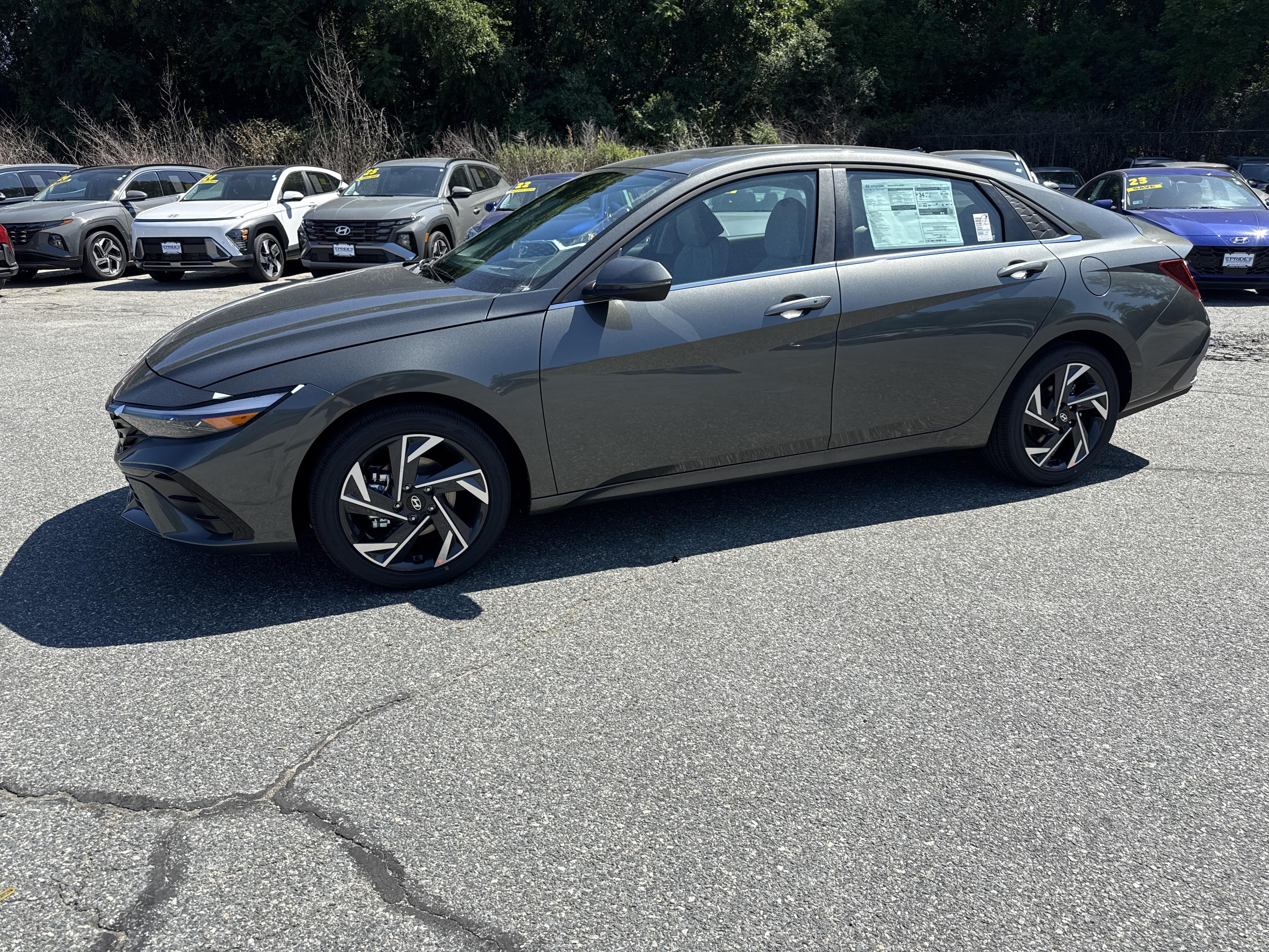 2026 Hyundai ELANTRA Limited