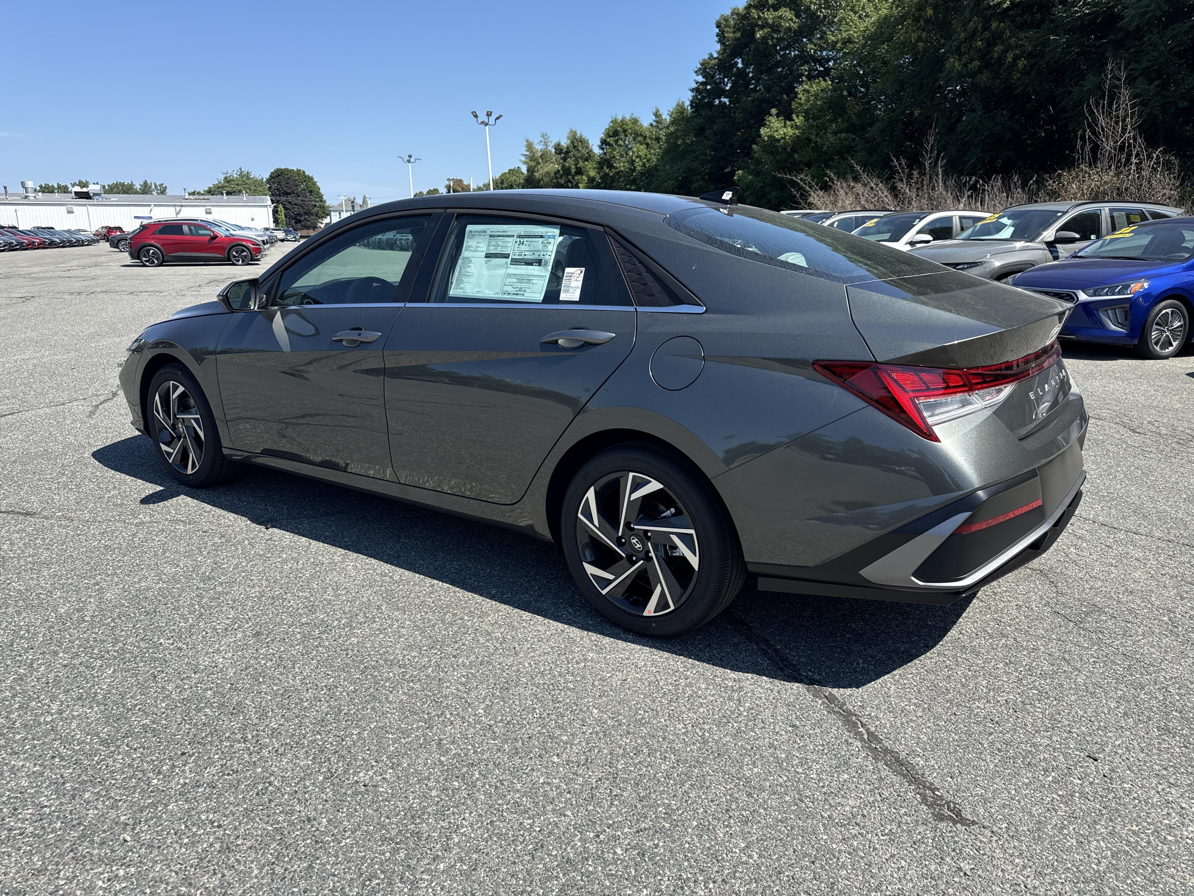 2026 Hyundai ELANTRA Limited