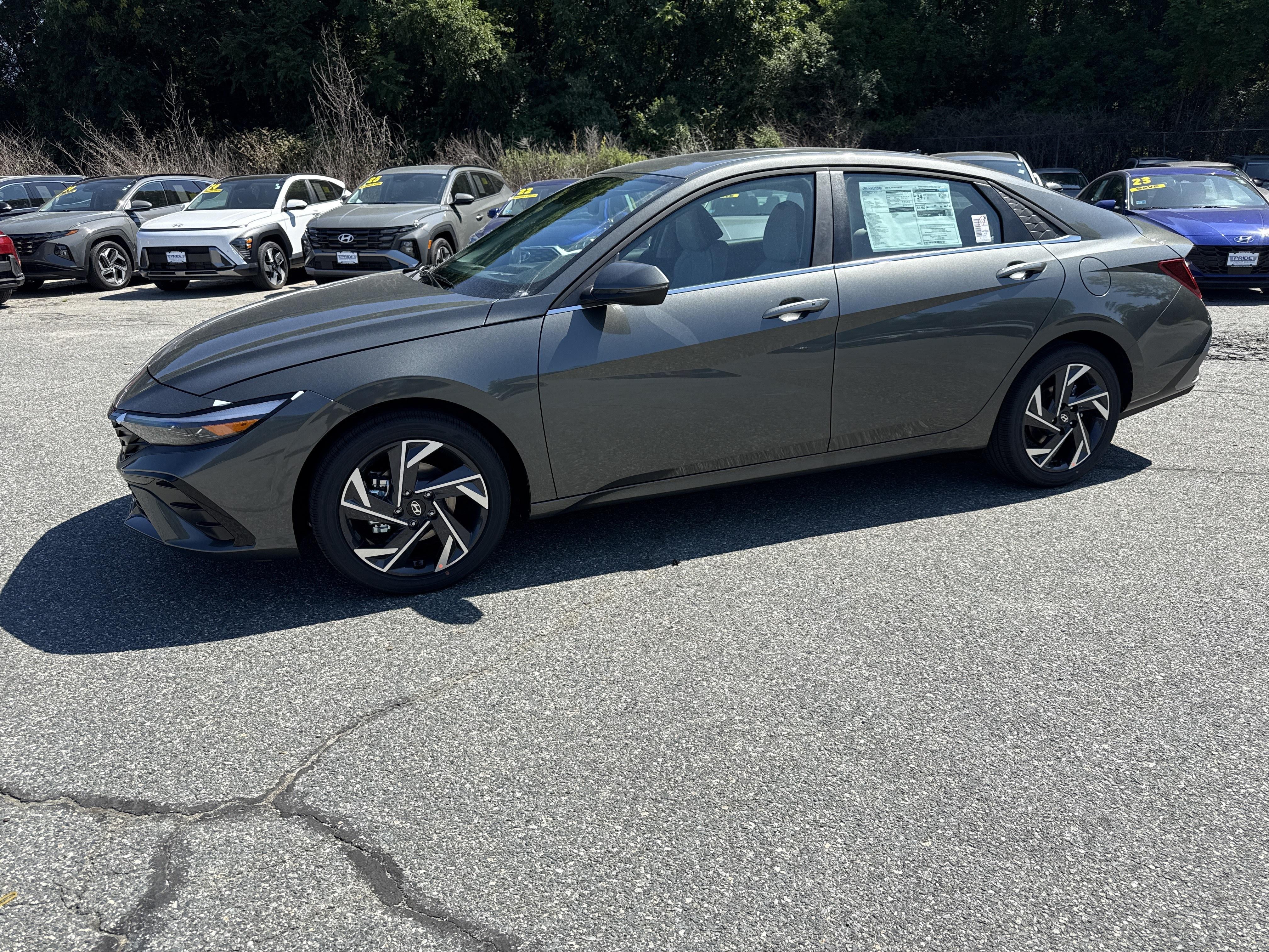 2026 Hyundai ELANTRA Limited