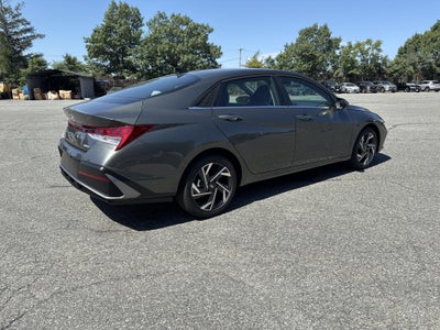 2026 Hyundai ELANTRA Limited