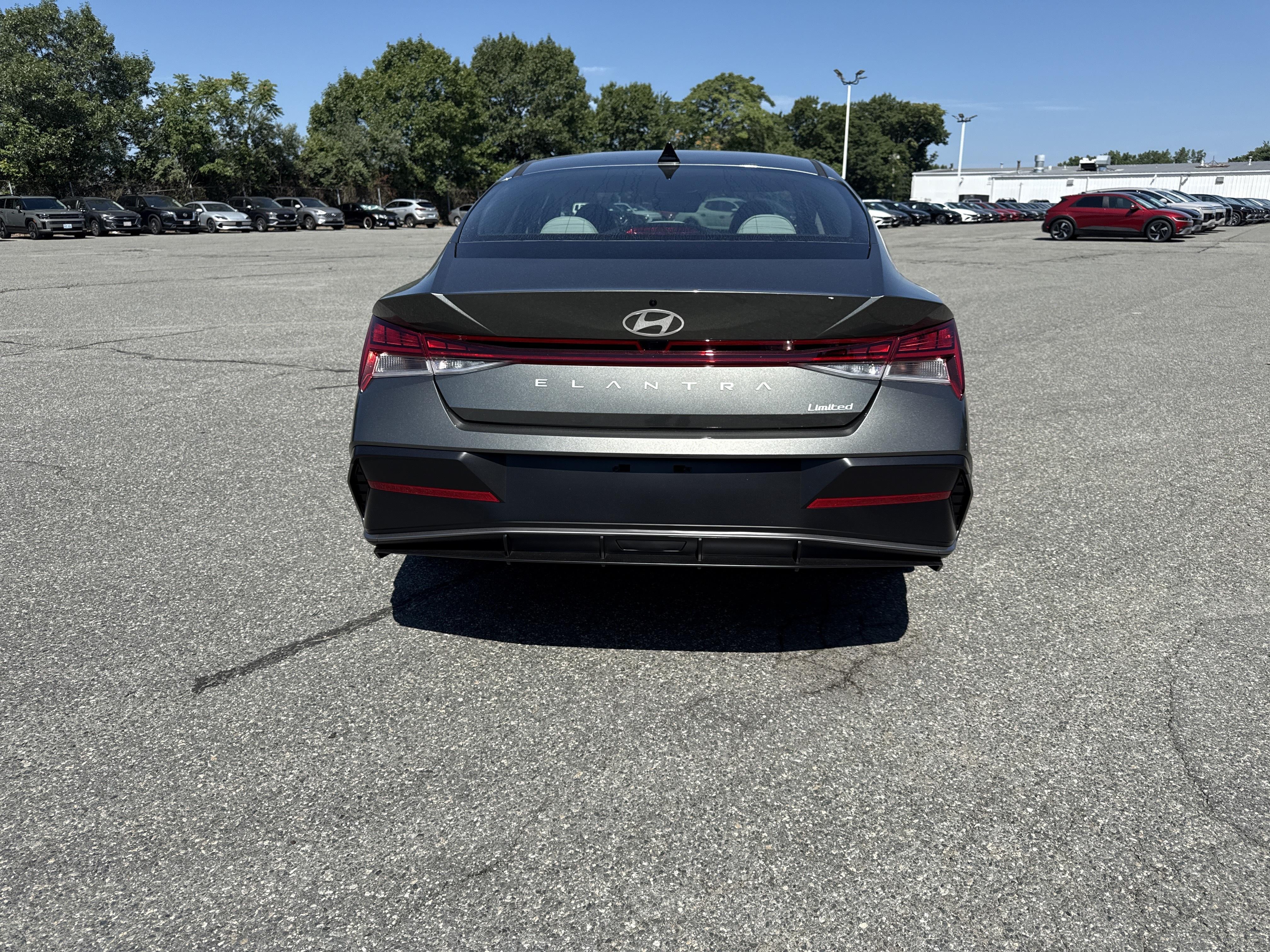 2026 Hyundai ELANTRA Limited